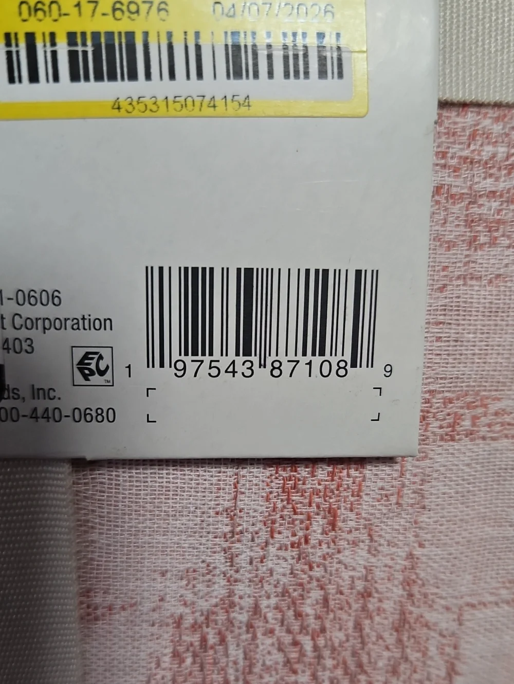 THRESHOLD YARN DYED KING COTTON DUVET SET: PINK IKAT: NEW WITH TAGS